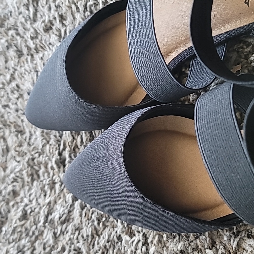 Seychelle's Memory Foam Pointed Flats - image 6